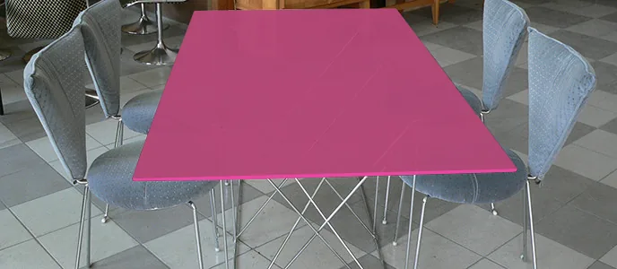 Tischplatte aus Glas: Lackiert