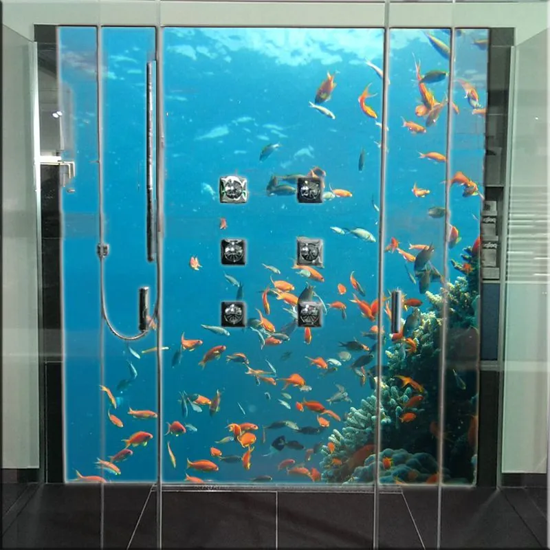 Duschrückwand aus Glas: Mit Motiv